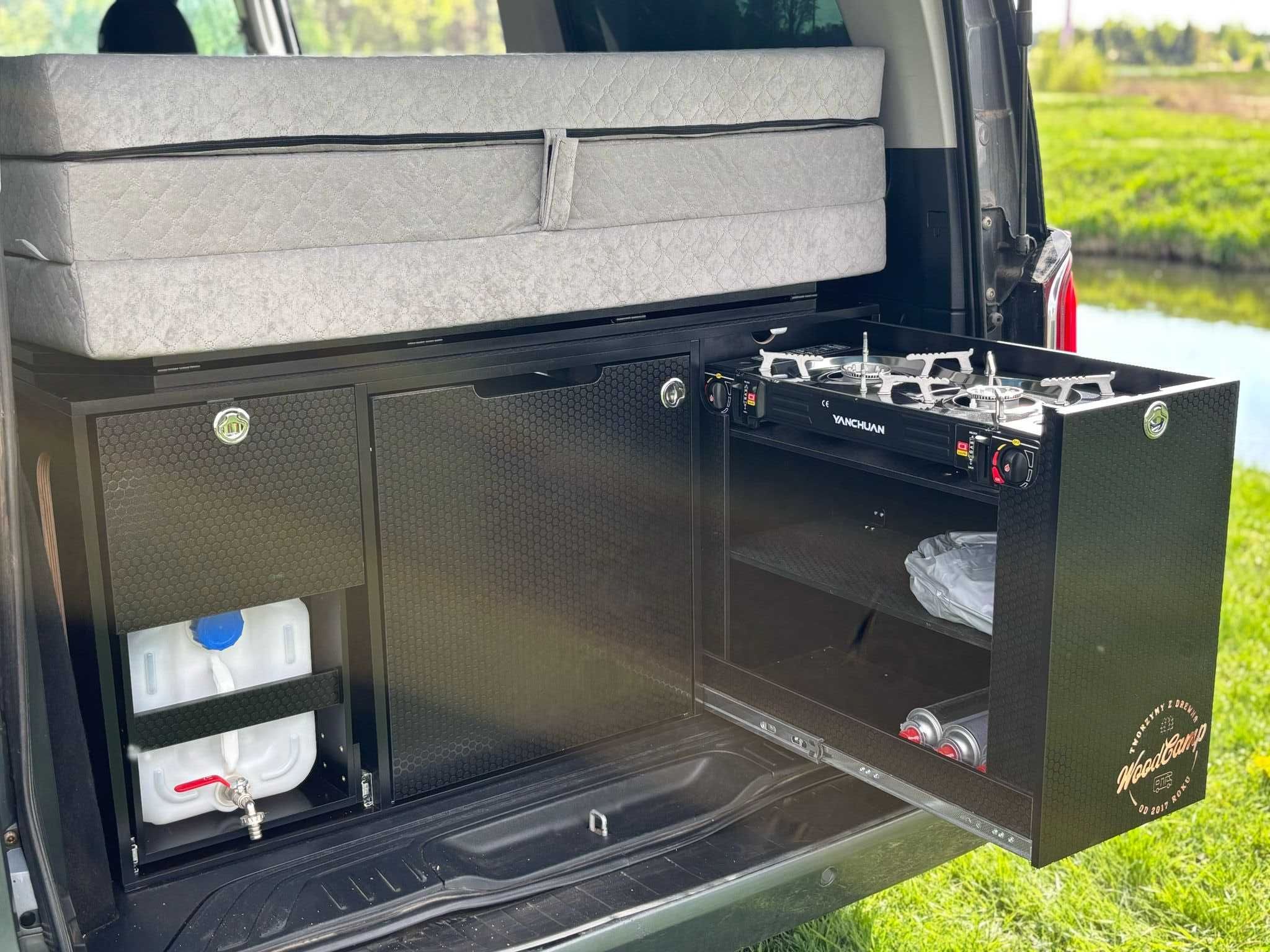 Zabudowa turystyczna CAMPERBOX na zamówienie BUS SUV VAN
