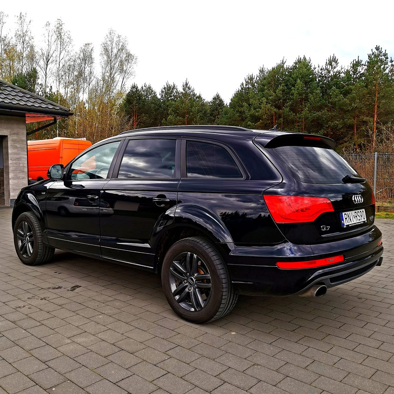 Audi Q7 wersja 7 osobowa Polski Salon