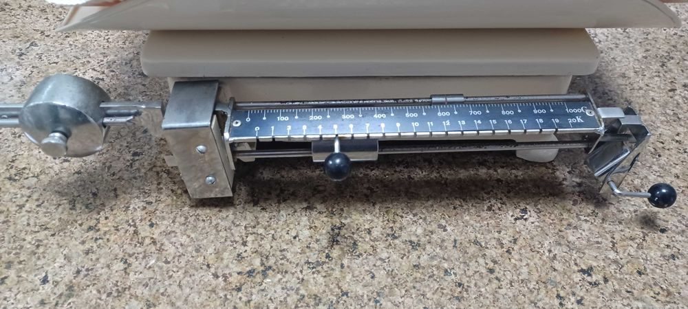 Balança pediátrica para bebé vintage