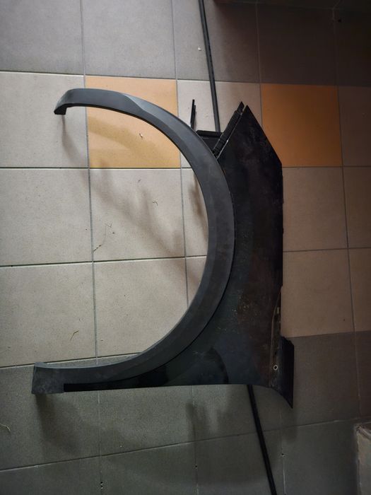 Błotnik prawy peugeot 2008 II