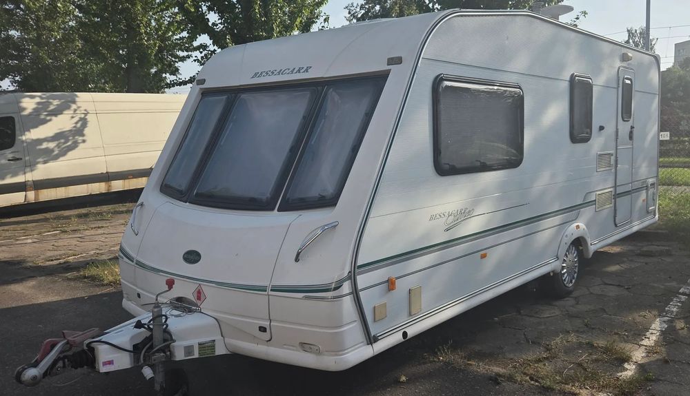 Bessacarr  Cameo  typ 525 Królowa Przyczep