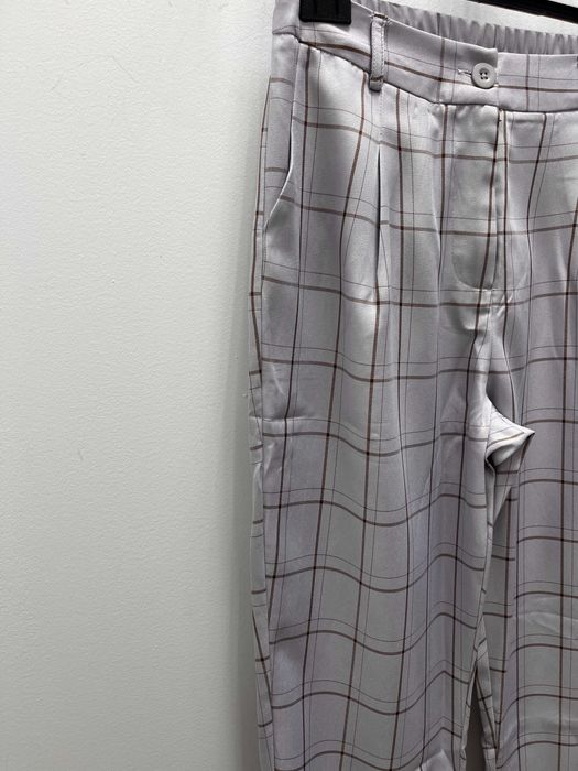 Damskie eleganckie spodnie w kratę roz.M