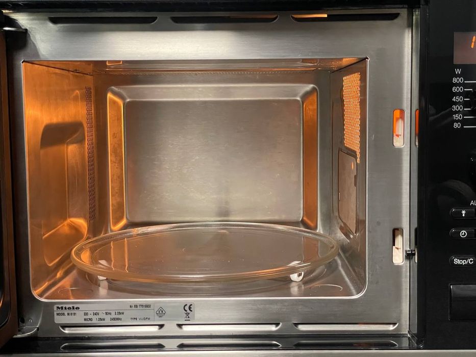 Вбудована мікрохвильова піч Miele M 8150 в ІДЕАЛЬНОМУ стані