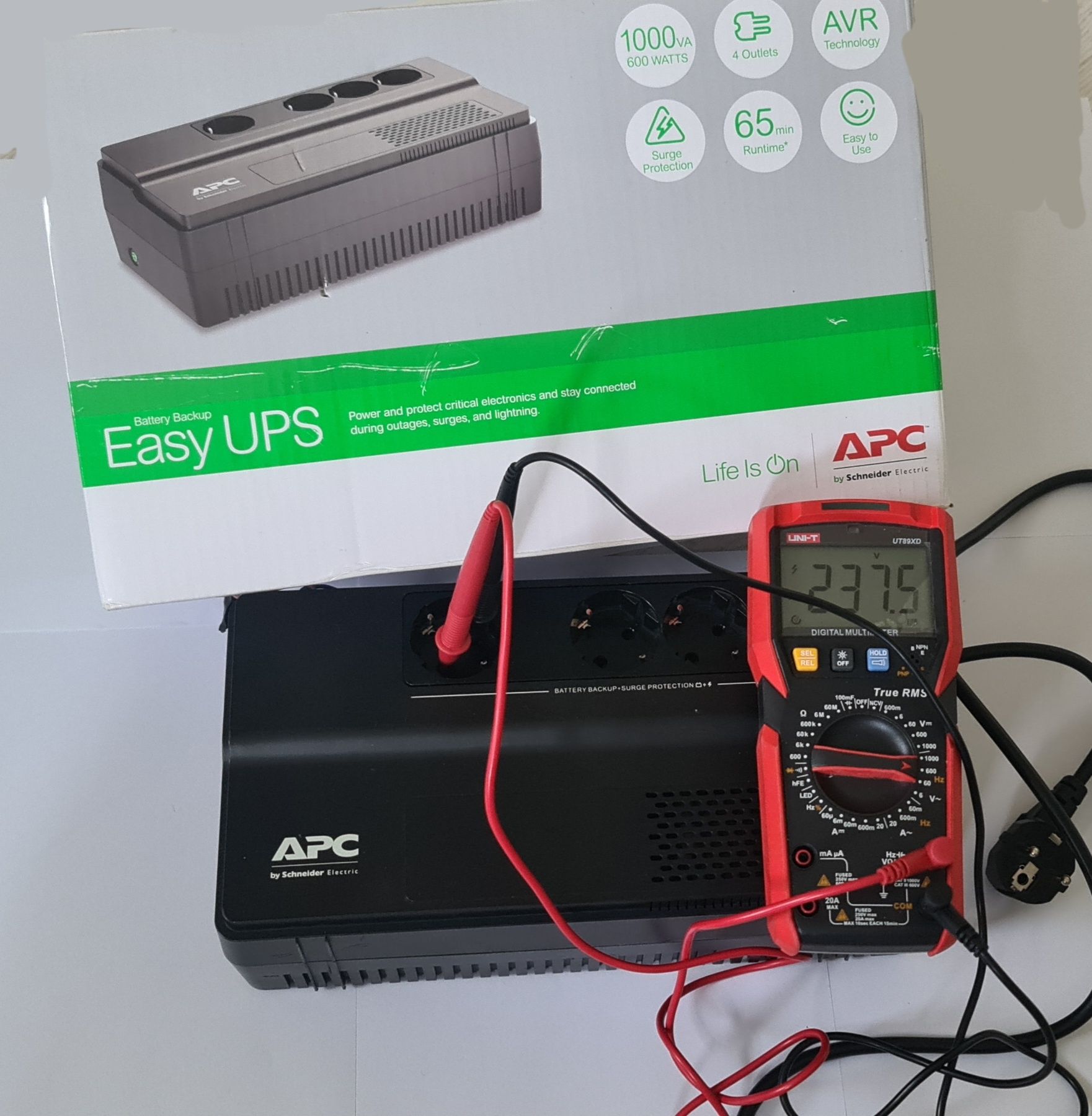 Пристрій безперебійного живлення APC Easy UPS BV1000I-GR  600 watts