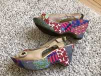 Sapatos de salto alto - Tapadas