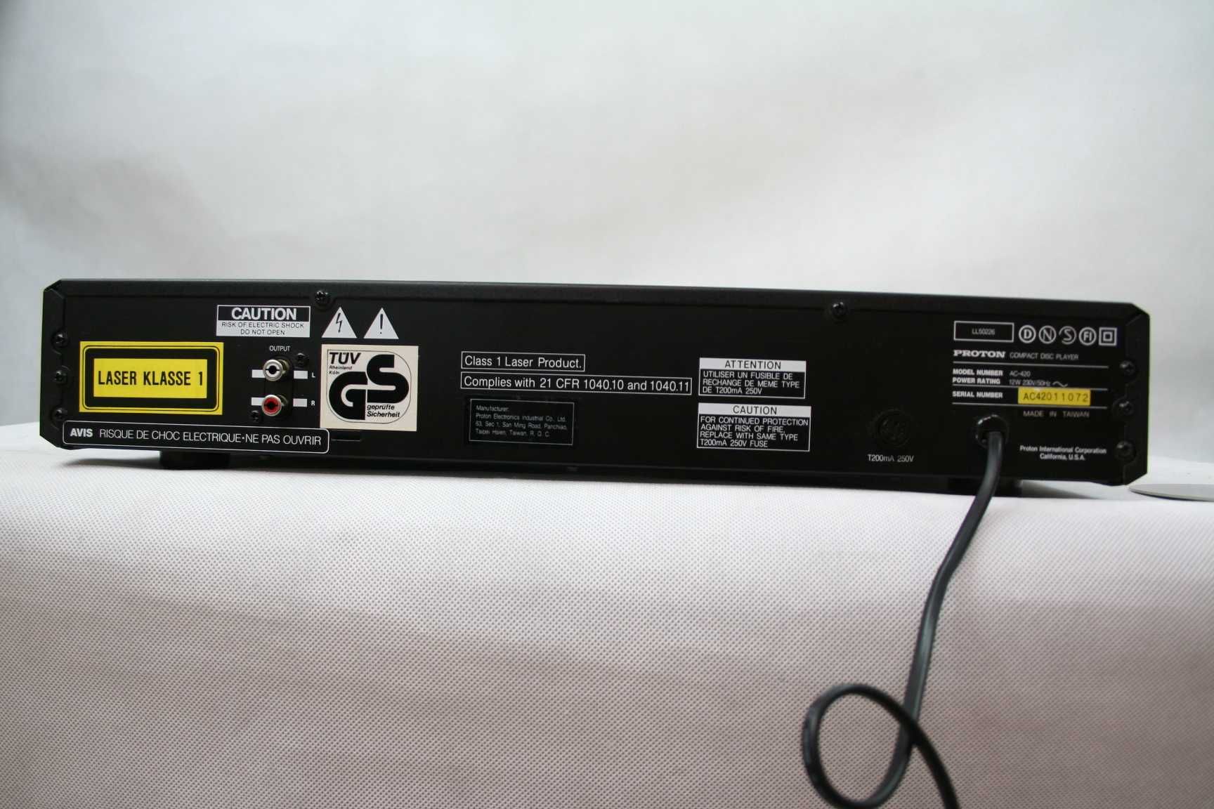 Odtwarzacz CD PROTON AC-420