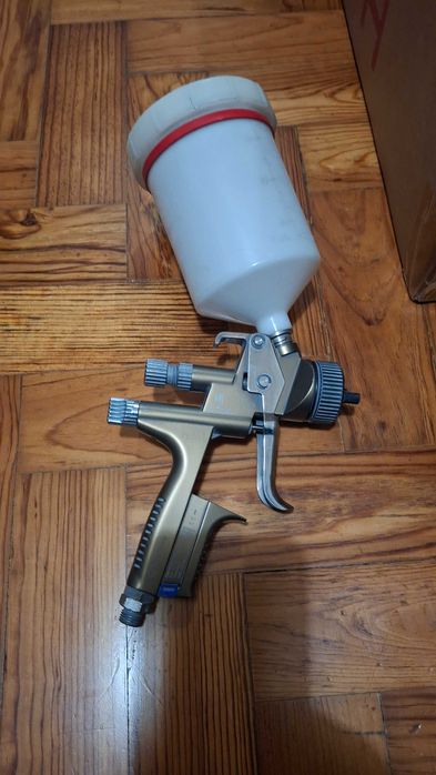 Pistola de Pintura Auto SATA (Verniz)