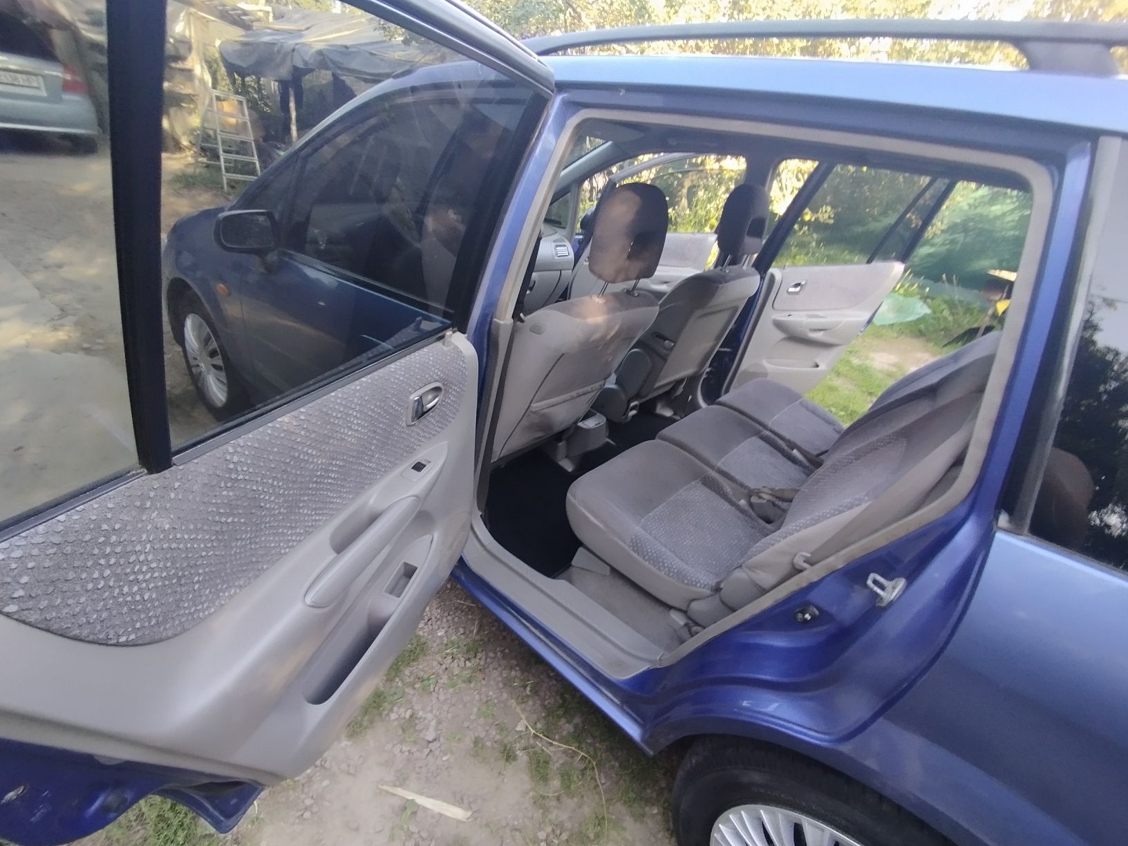 Mazda Premacy 1.8 Автомат/газ
