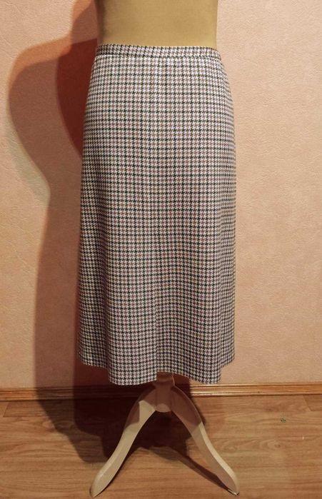 Элегантная комфортная юбка в гусиною лапку (Англия).