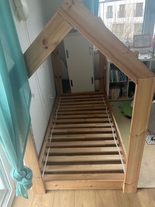 Lóżko domek 180x90