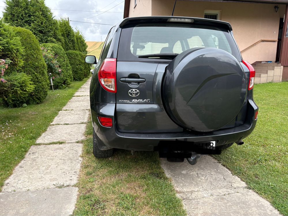 Toyota RAV 4 używana