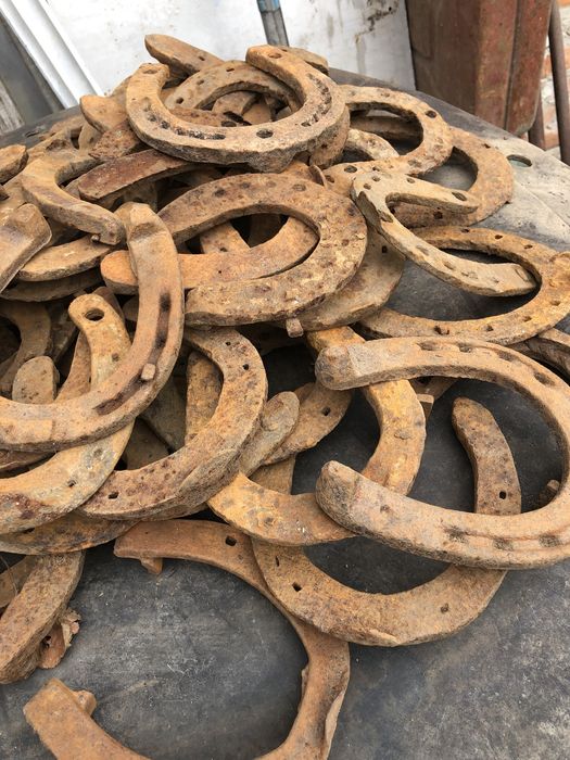 Продам підкови в хорошому стані