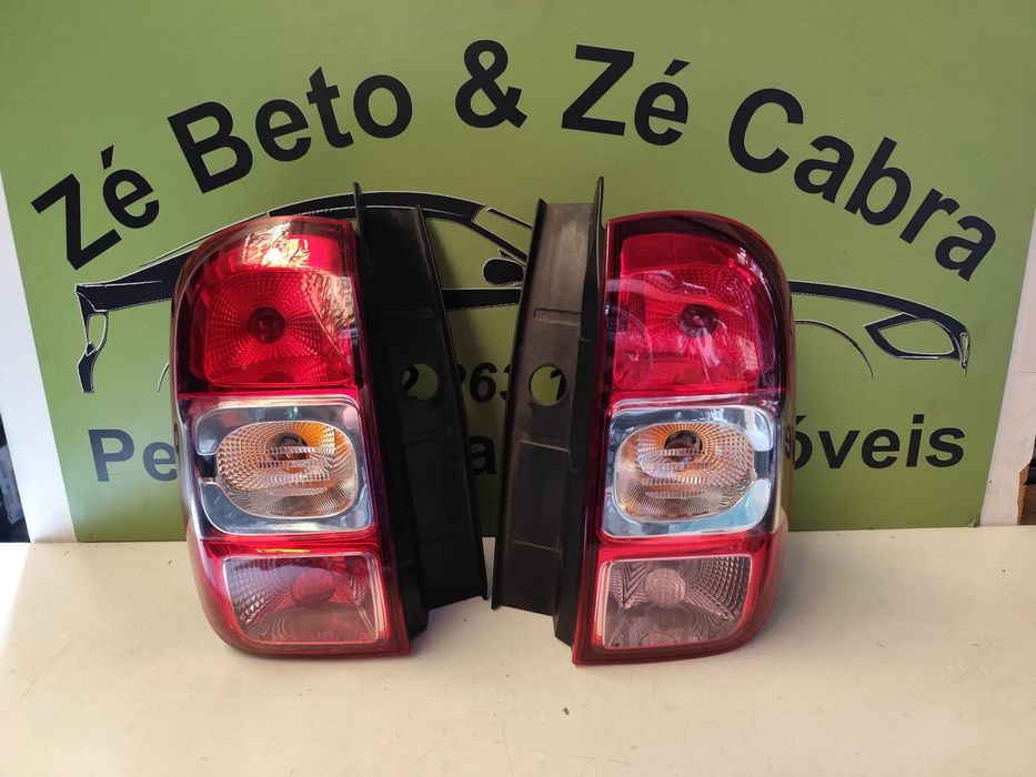 DACIA DUSTER I FAROLIM DIREITO ESQUERDO - FT470