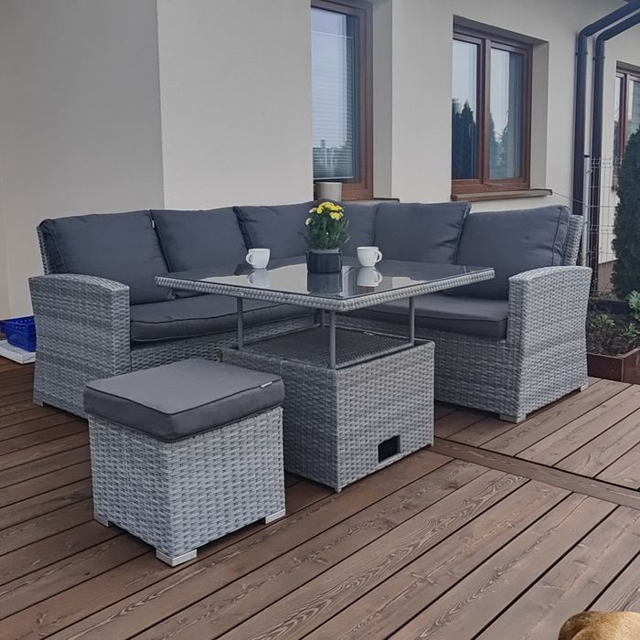 Piękny bardzo wygodny komplet Narożnik, stolik, pufa technorattan.