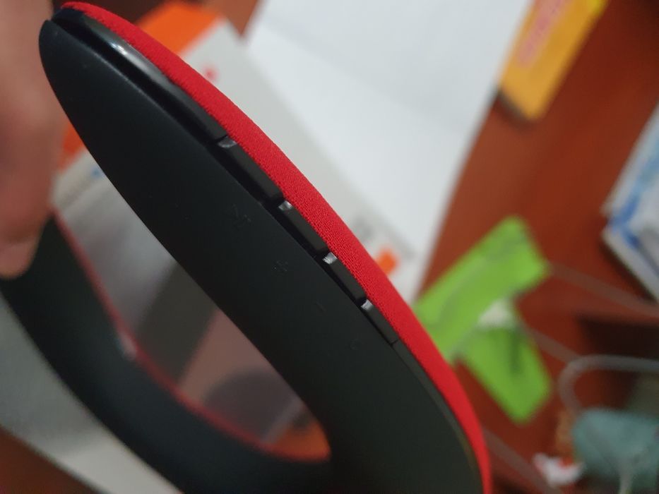Портативна Bluetooth колонка на шию