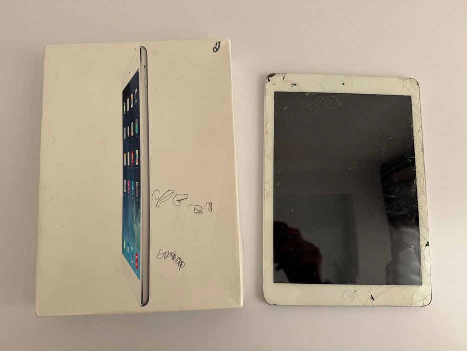 Айпад , ipad разбит экран