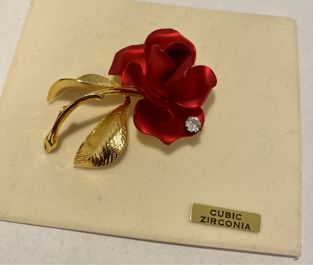 Broszka vintage cubic zirconia (róża) Cerrito