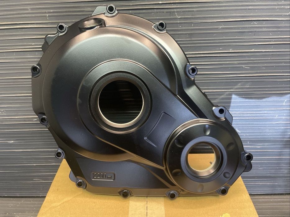 Крышка сцепления GSX-R 600/750  оригинал в наличии