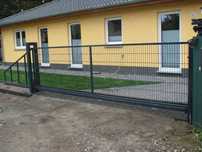 Brama  przesuwna panelowa 4m