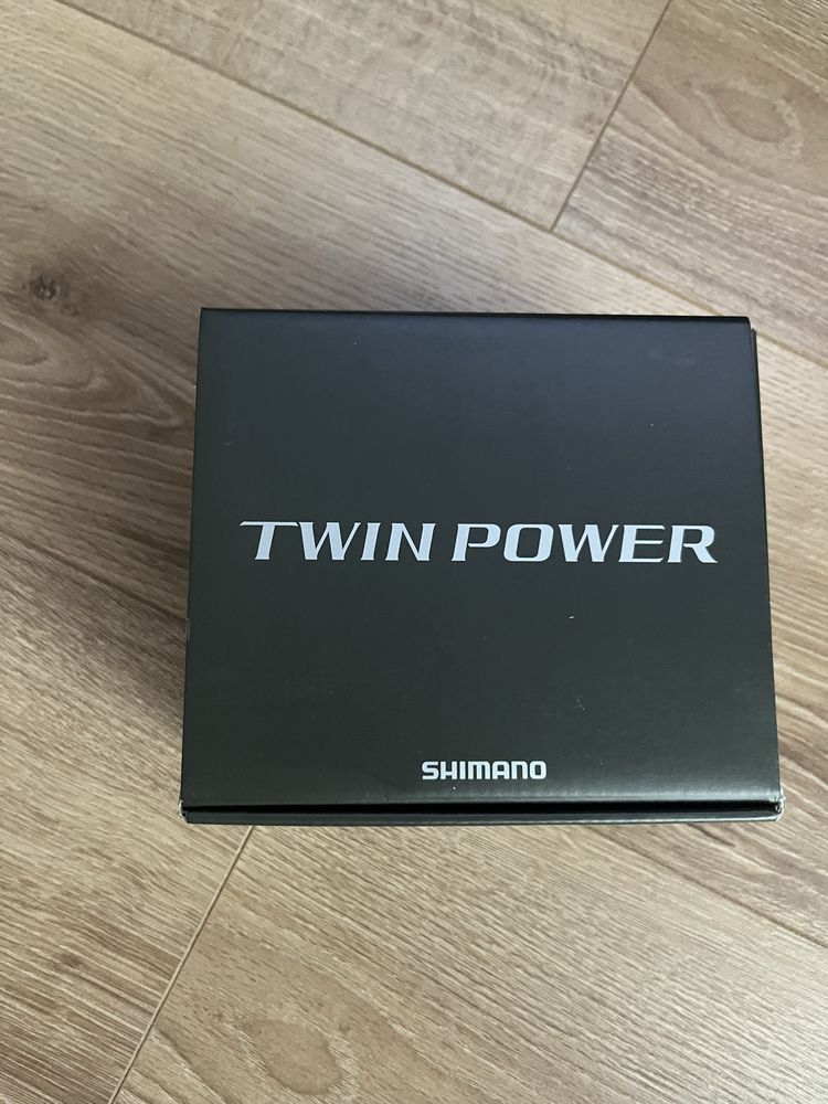 Kołowrotek Shimano Twin Power 3000