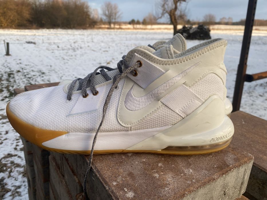 Buty do koszykówki Nike Air Max Impact 2 White Gum