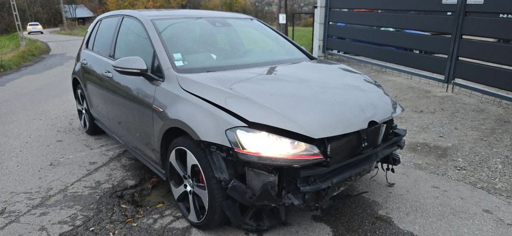 Volkswagen Golf 2.0Benzyna GTI 230KM DSG Automat Ledy Xenon Skóra Nawi Kamera 104tyś!!