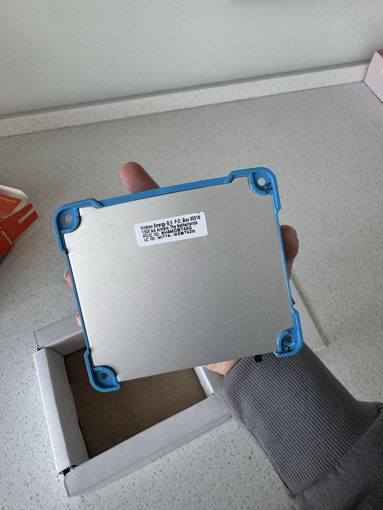 Сонячний контролер заряду SmartSolar MPPT 75/15 Bluetooth