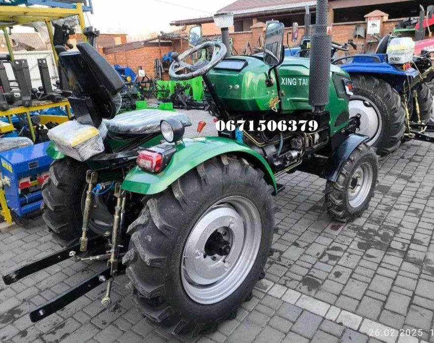 Трактор Сінтай T 244 L Передній ведучий міст 3 циліндра двигун КМ385ВТ