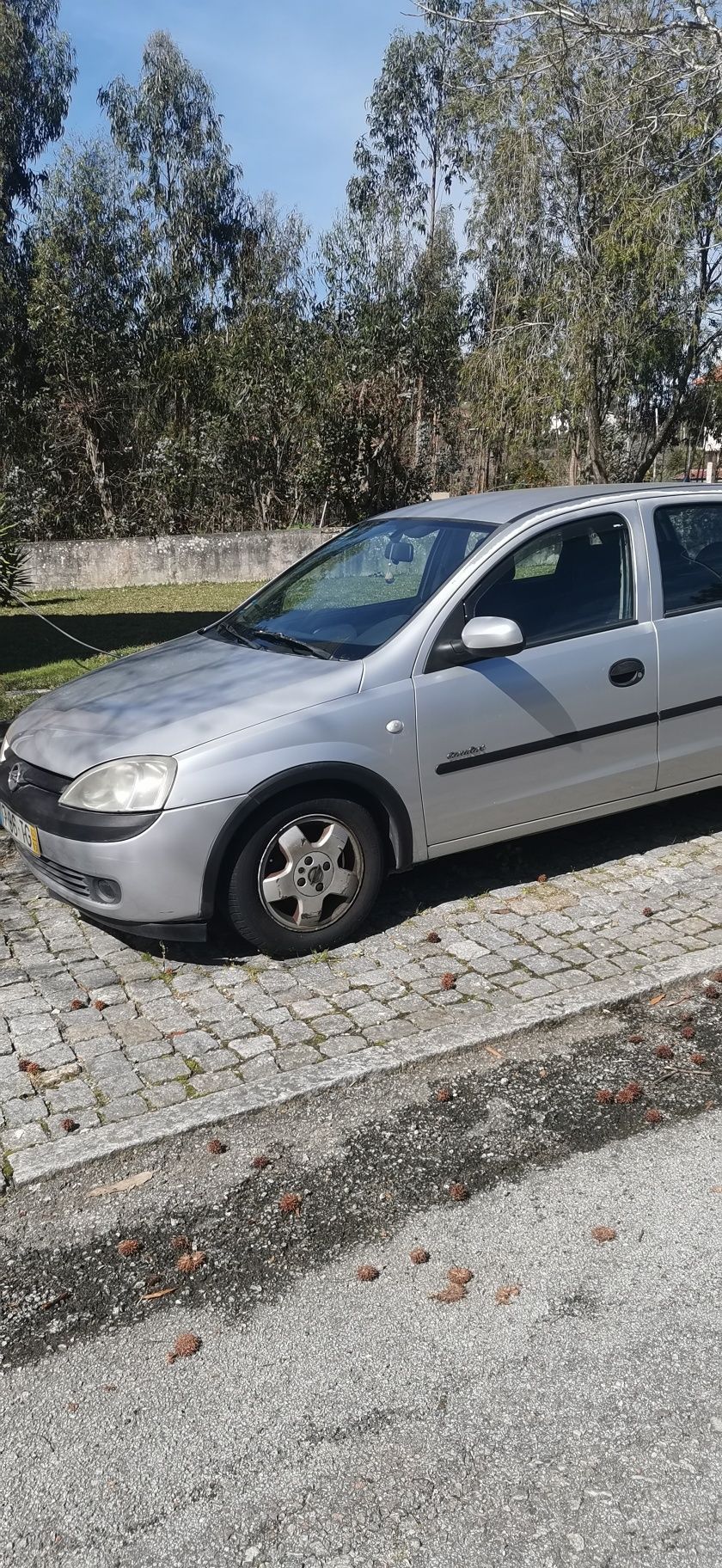 Opel corsa 1.2 ano 2000