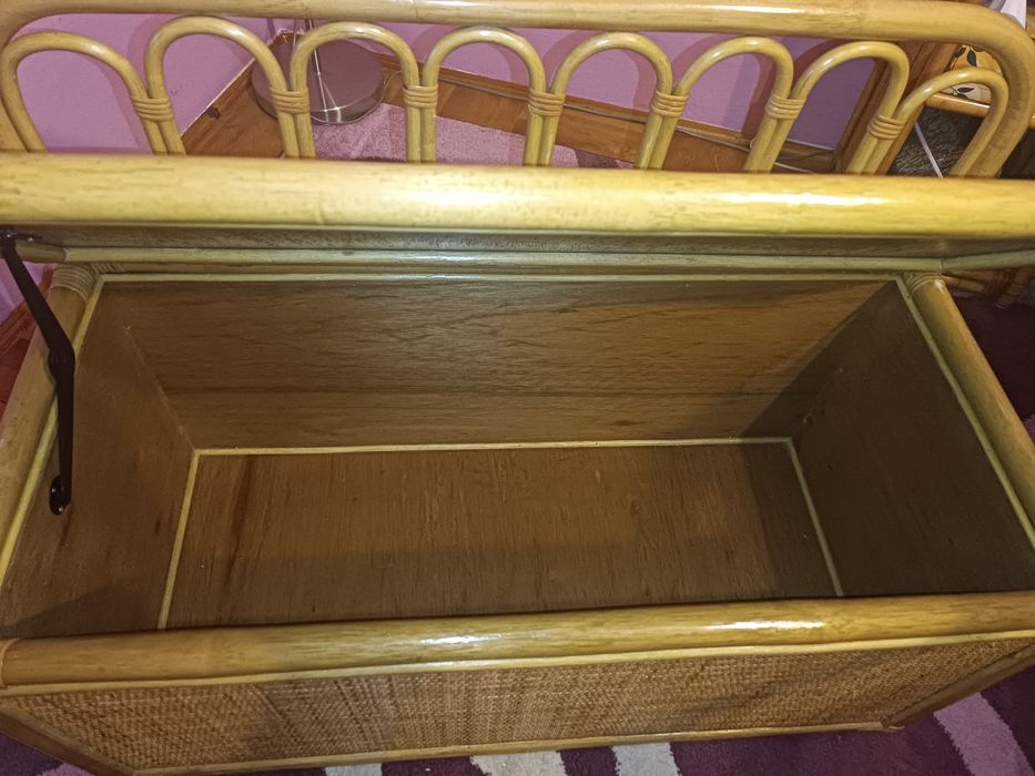 Piękna skrzynia rattanowa