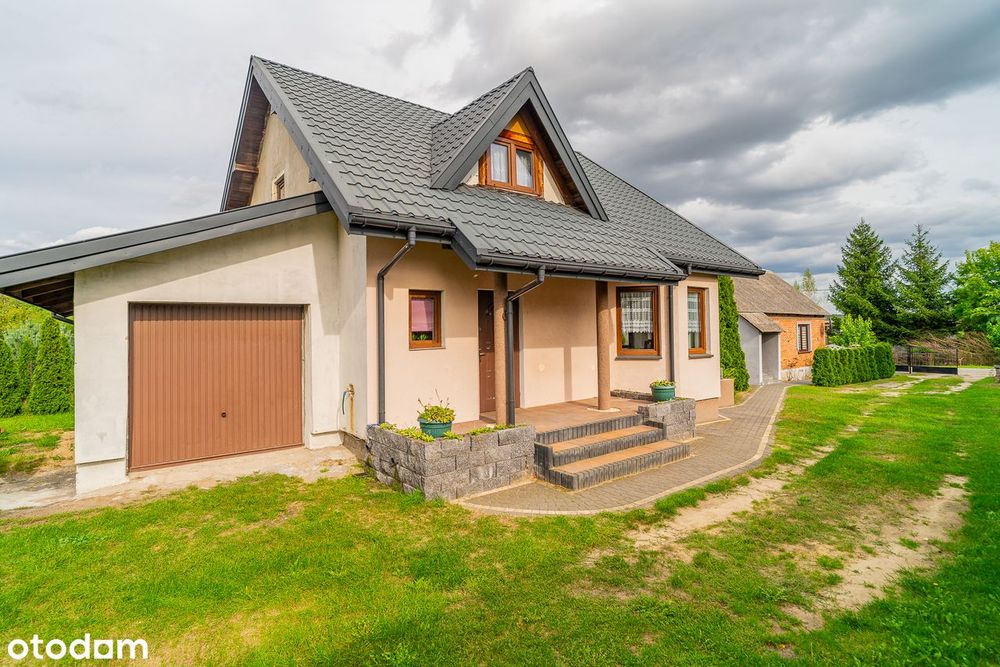 Dwa domy w cenie jednego - do zamieszkania - nad jeziorem
