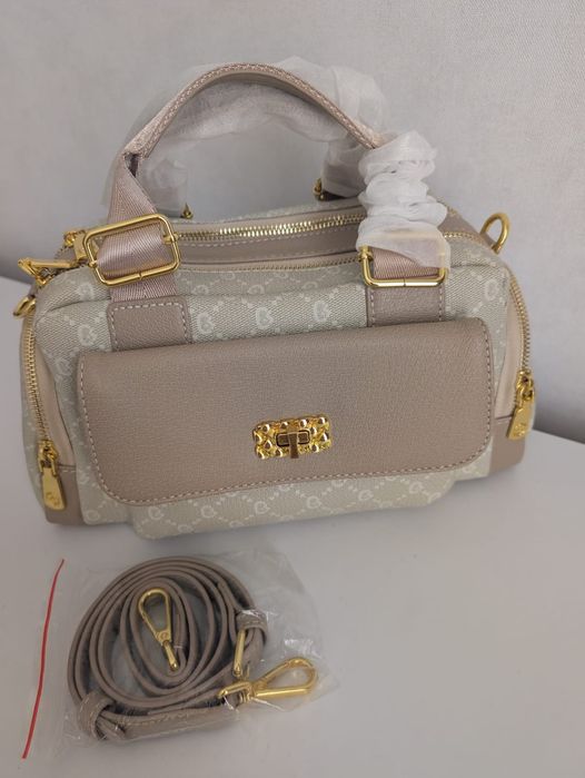 Продам женскую сумочку