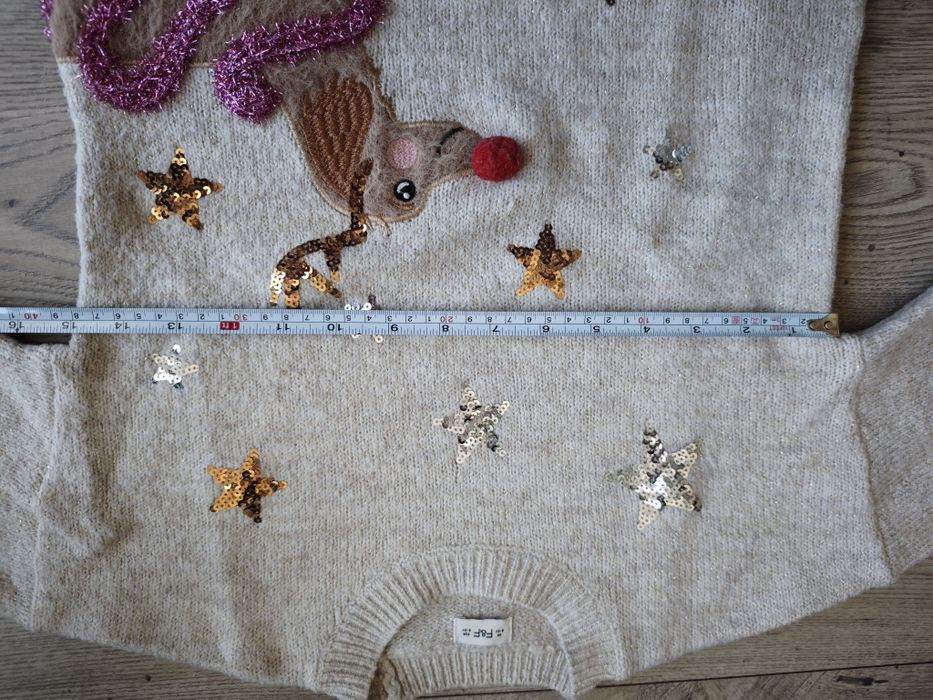 Sweter sweterek świąteczny jamnik F&F bufiasty rękaw r. 134