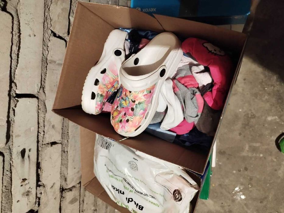 Ubrania dla dziecka rozmiary 134, 6 lat, buty 27, 30, 32, 34