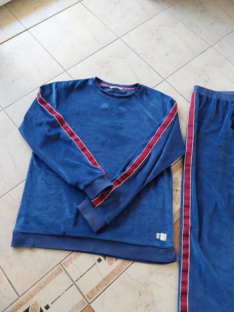 Dres damski welurowy r L