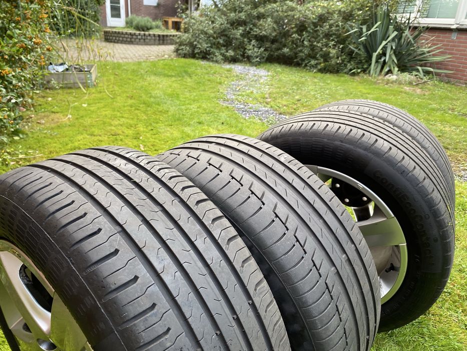 Felgi 5x112 VW Audi z oponami 225/50/17