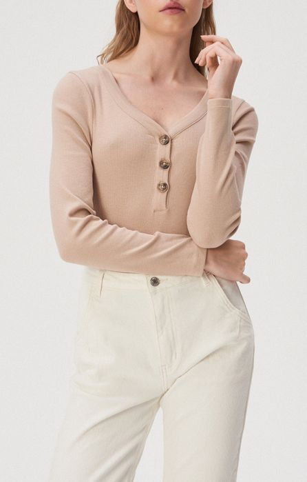 Beżowe body prążek z ozdobnymi guzikami Sinsay 38 M