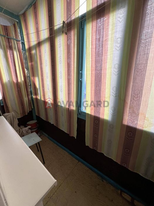 Сдам затишну 2 к. квартиру(На довгий термін)Космос