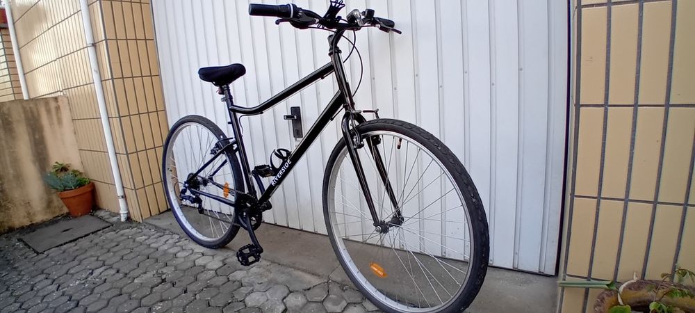 Bicicleta de trekking riverside 100 preto
RIVERSIDE 100 PRETO
RIV