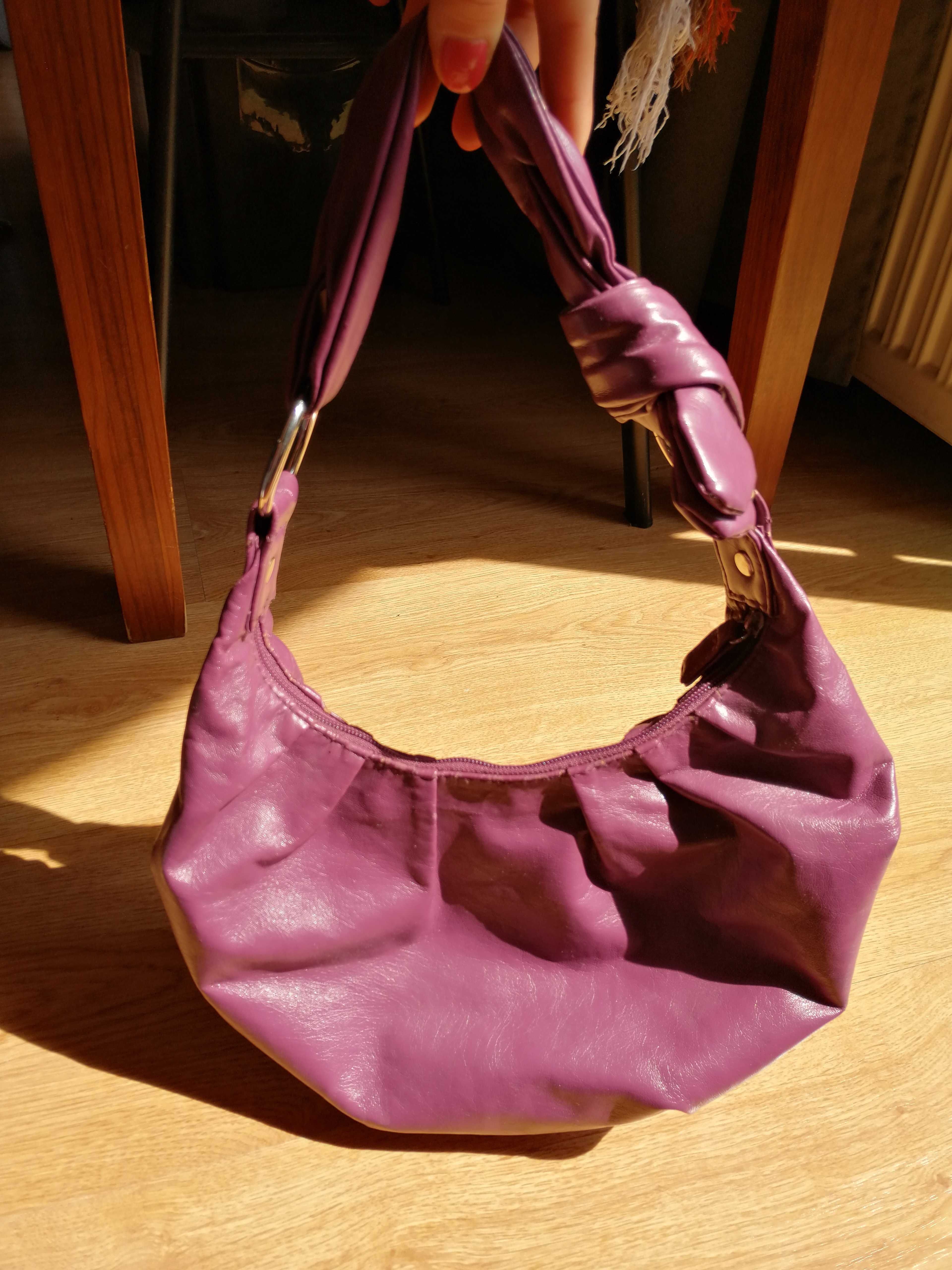 fioletowa torebka bagietka vintage 2000s