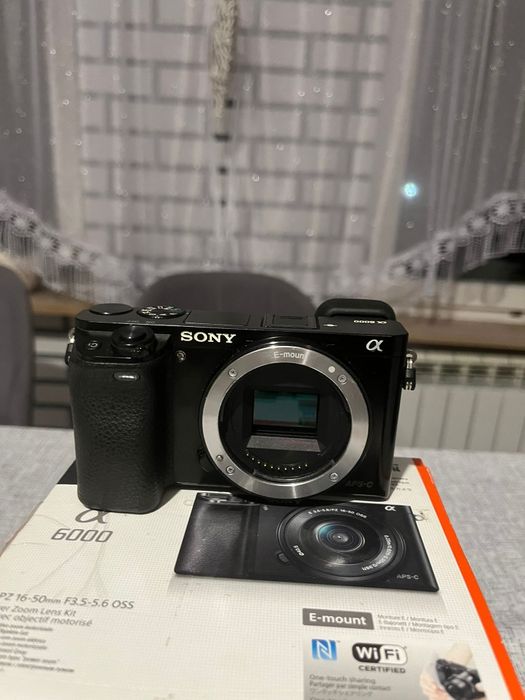 Aparat Sony A6000