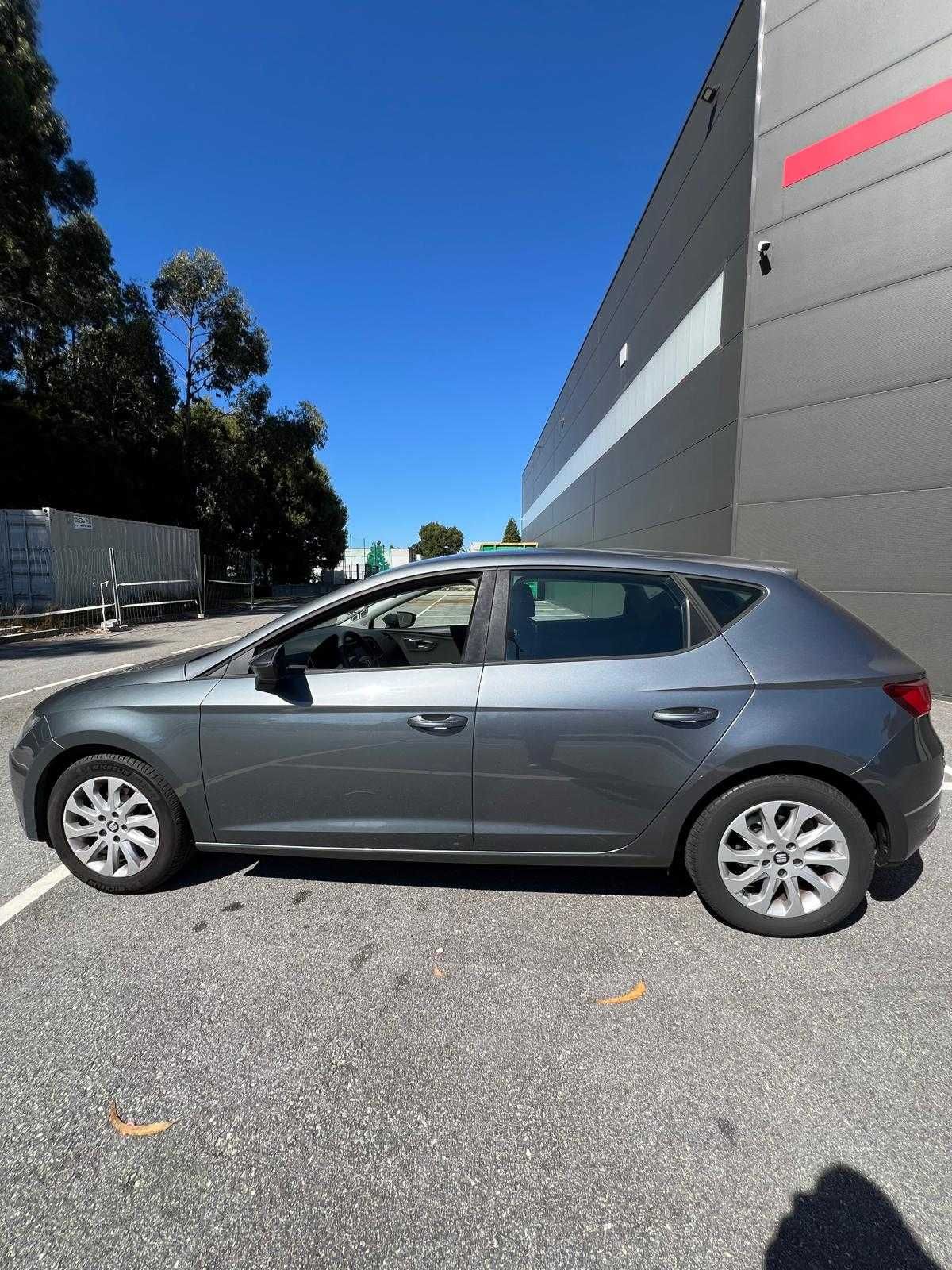 seat leon em Exlente estado