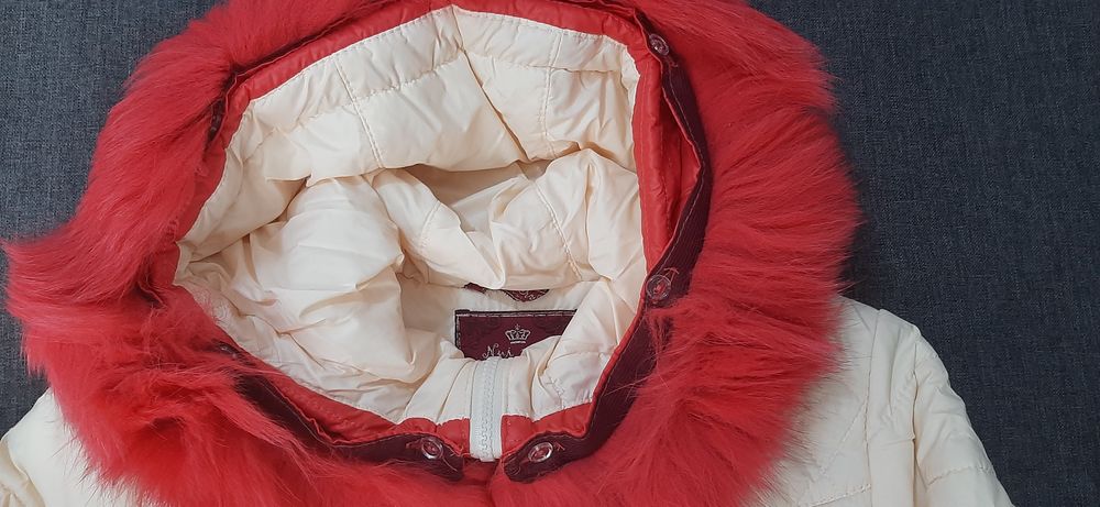 Демисезонне пальто для дівчинки 36 р.