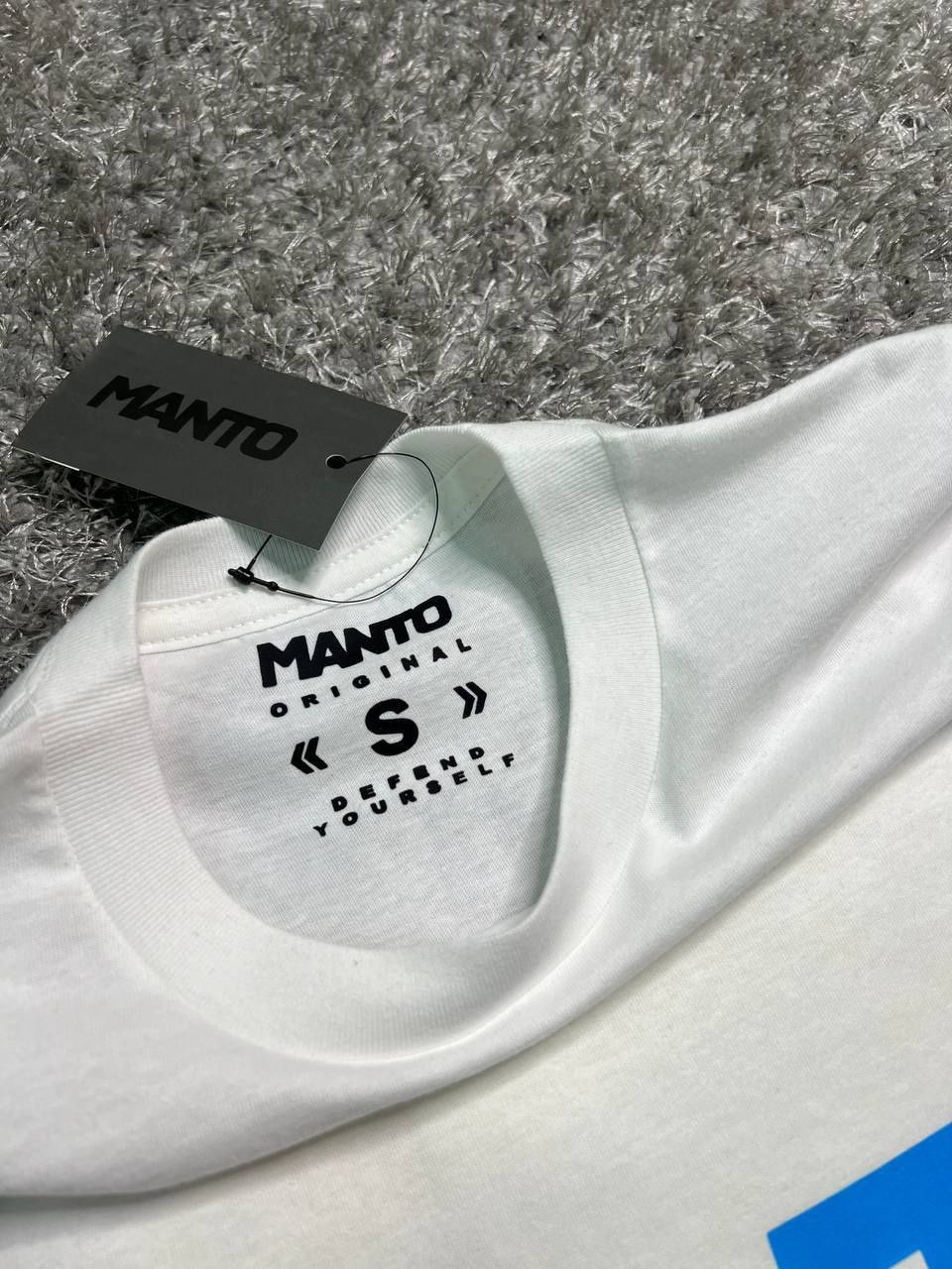 Koszulka Manto

Rozmiar: S/M/L/XL
Materiał: bawełna 100% bawełna

Cena