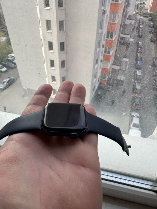 Продам apple watch 6 із 44 мм в суперстані