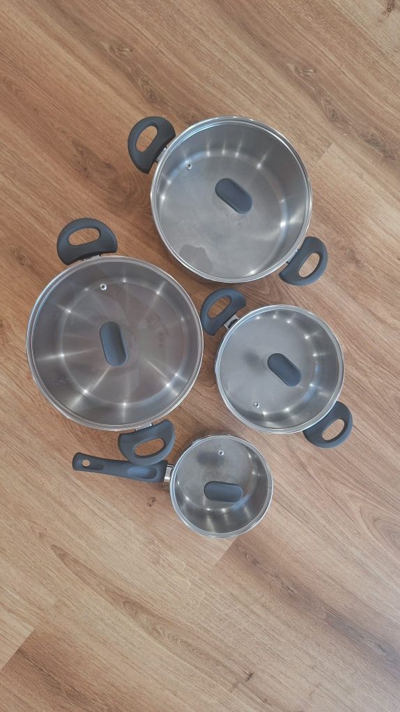 Conjunto de 5 unidades devpanelas e frigideiras