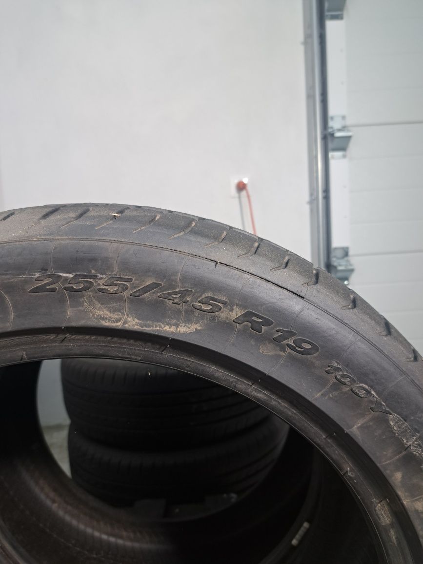 Шини колеса 255 45 R19 PIRELLI P Zero резина покришки Літо