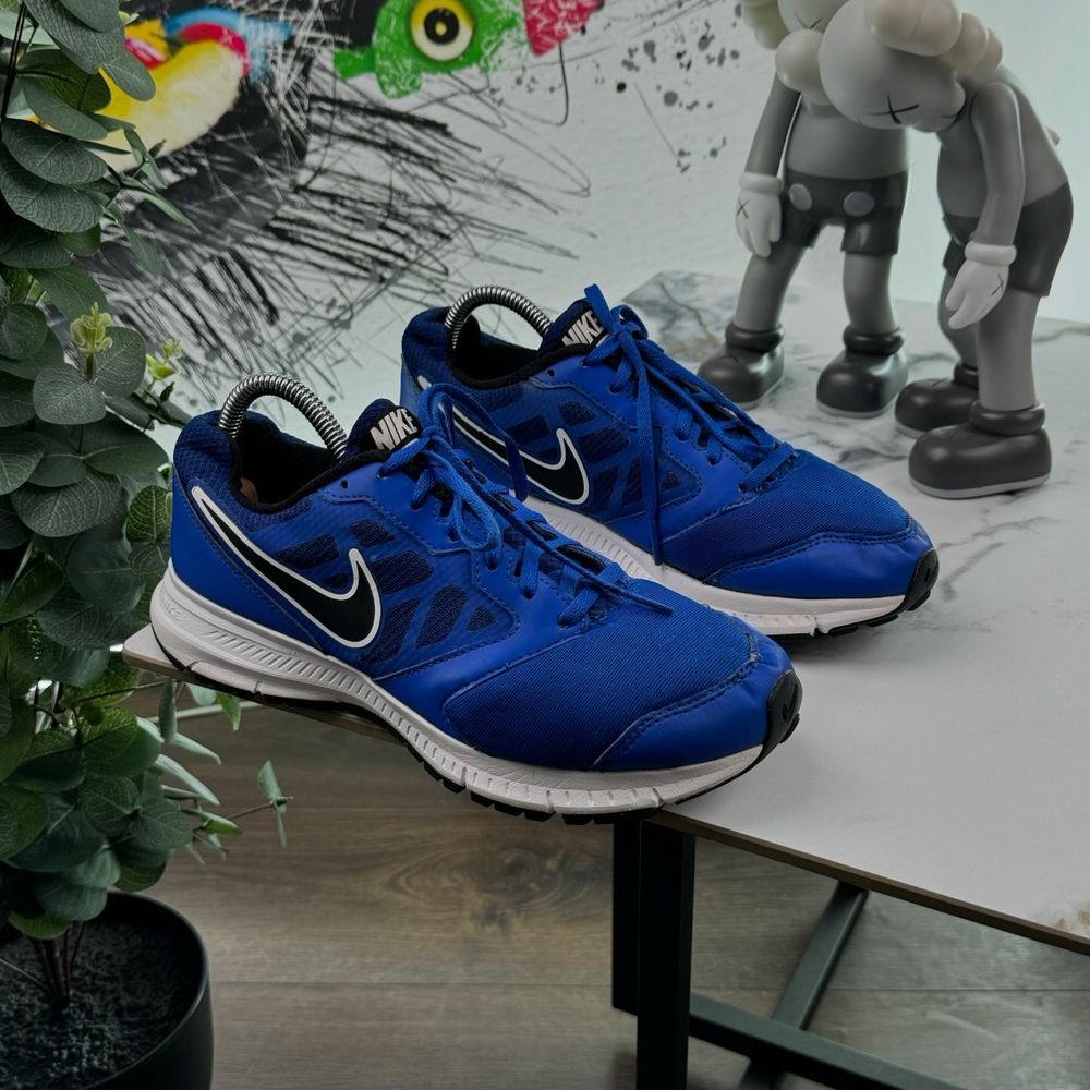 Кросівки Nike Revolution 41 розмір 2