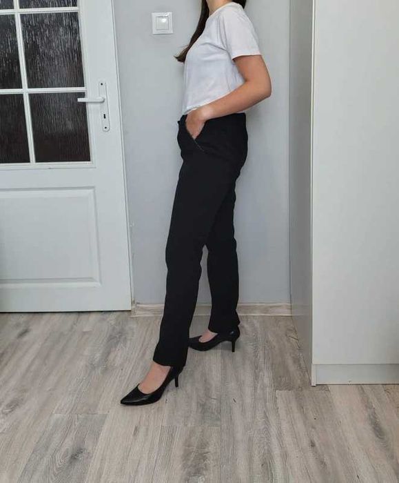 Czarne spodnie *XL