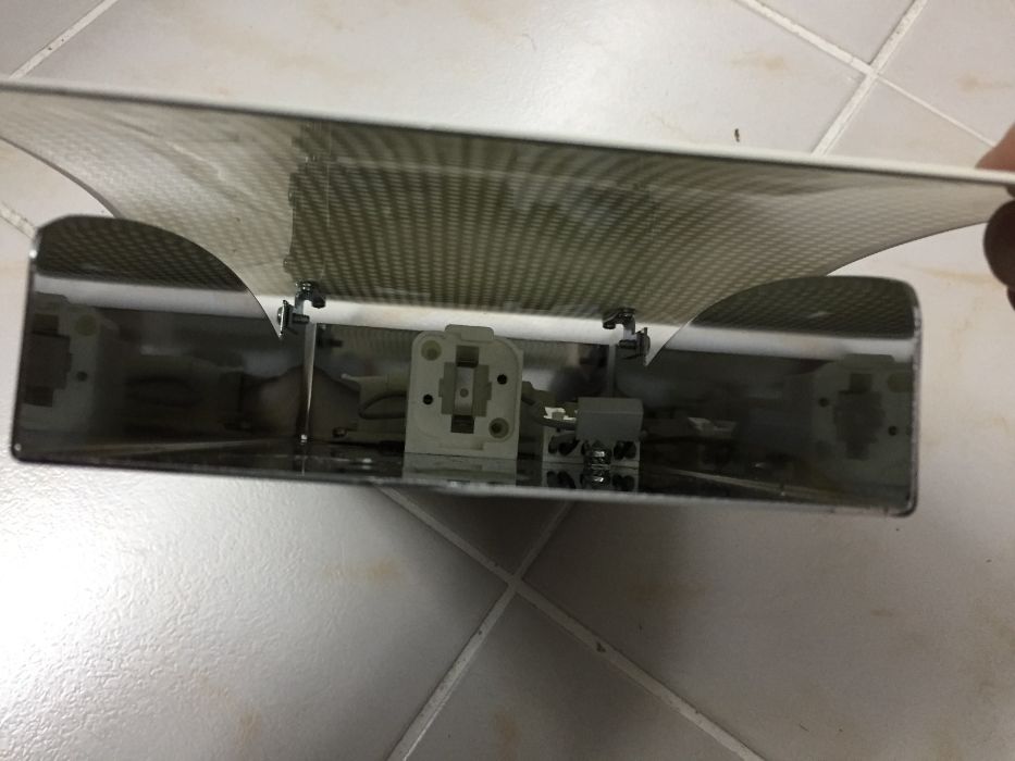 Aplique de Iluminação de Interior Troll 1x26 Watts